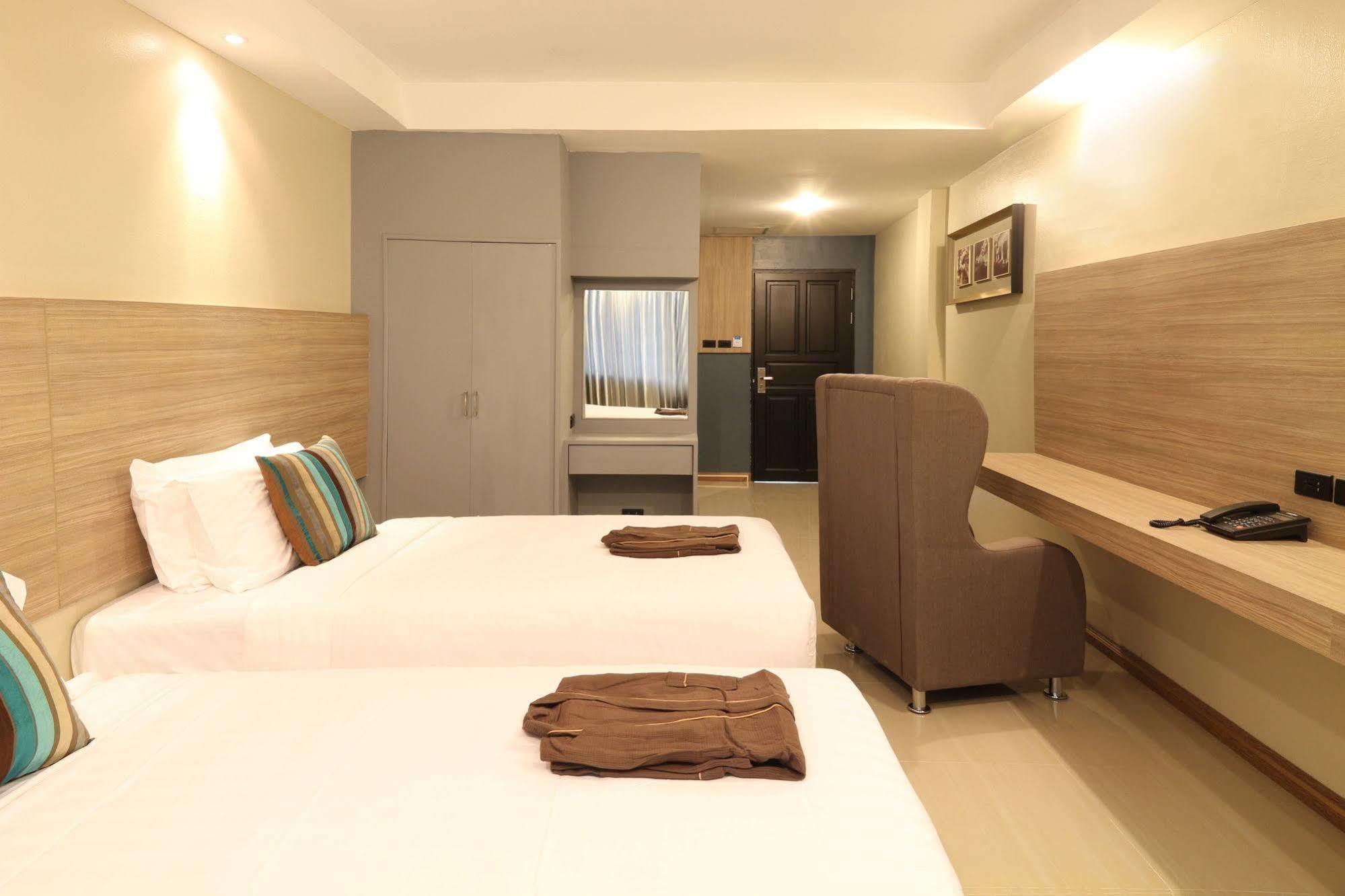 Avana Laem Chabang Boutique Hotel Ban Laem Chabang Exterior foto